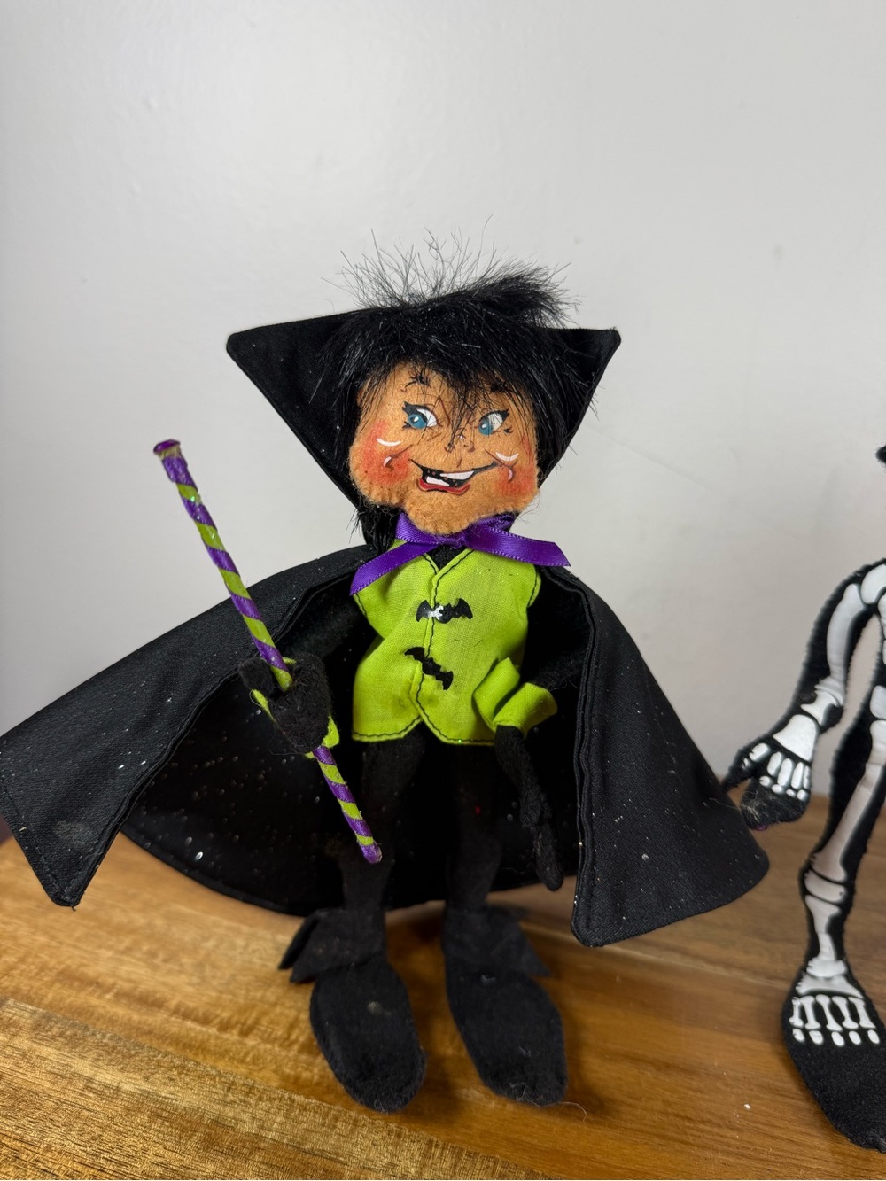 Annalee 2008 Devil Elf, 2009 Skeleton and 2009 Dracula Vampire - Picture 8 of 11